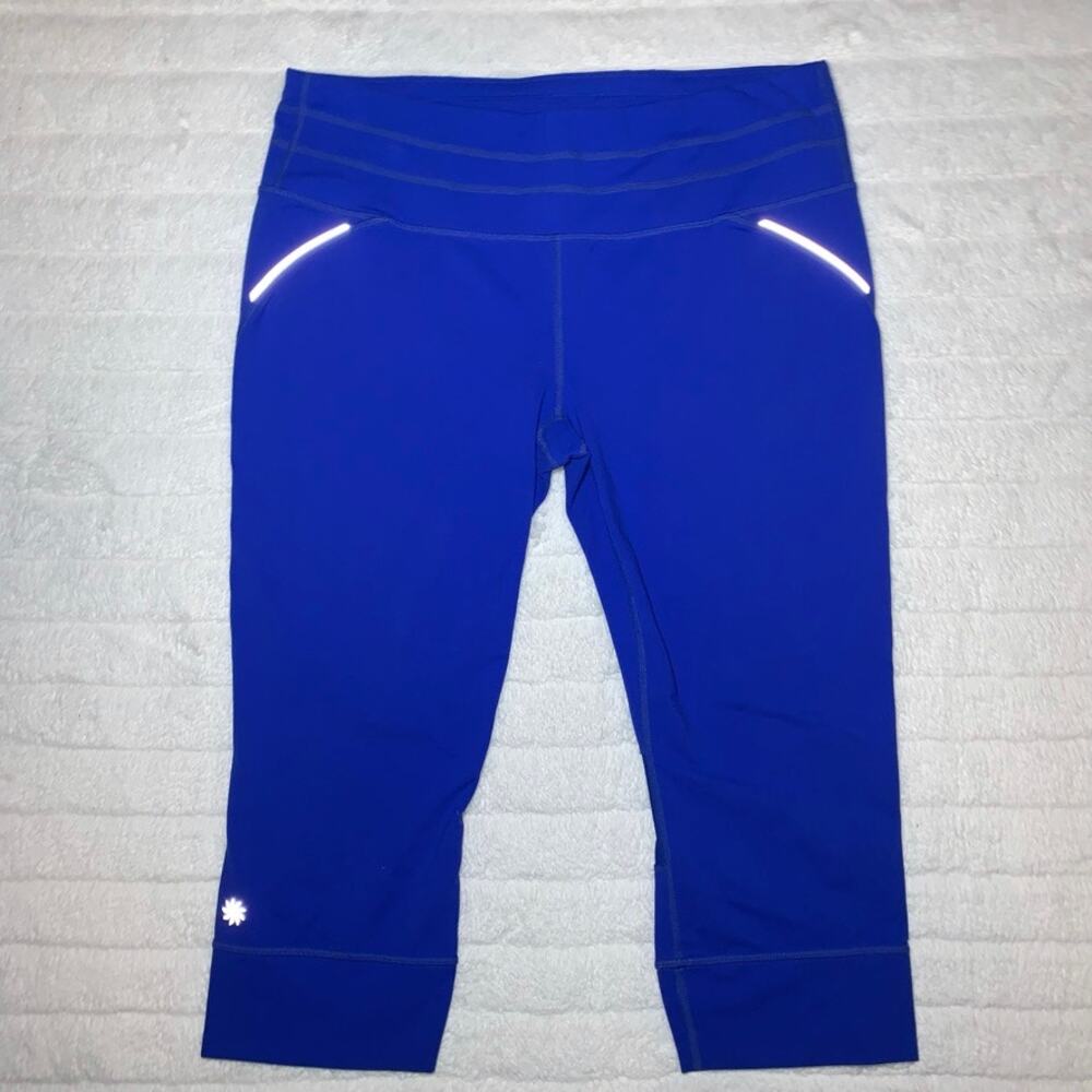 Athleta Relay Capri Crop Amalfi Blue Leggings
